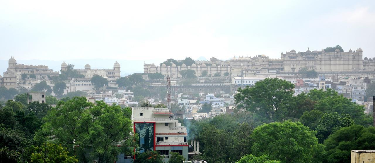 Gold Leaf Hotel Udaipur Exterior foto
